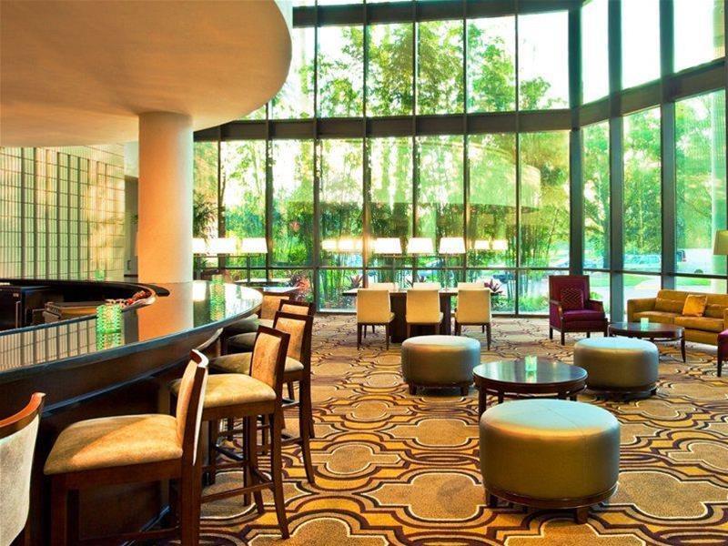 Sheraton Tampa Brandon Hotel Exterior photo
